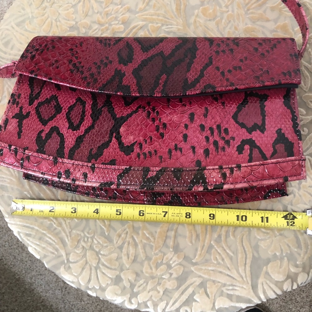 Snakeskin Print Handbag - Picture 8 of 8